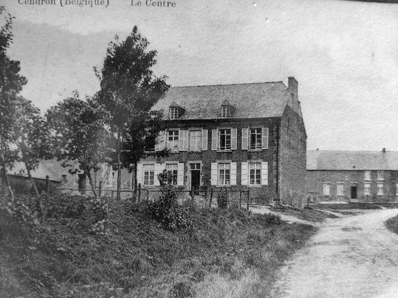 Vieille ferme du Cendron — vue 2